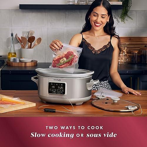 Crock-Pot 7 Quart Programmable Cook & Carry Slow Cooker lw